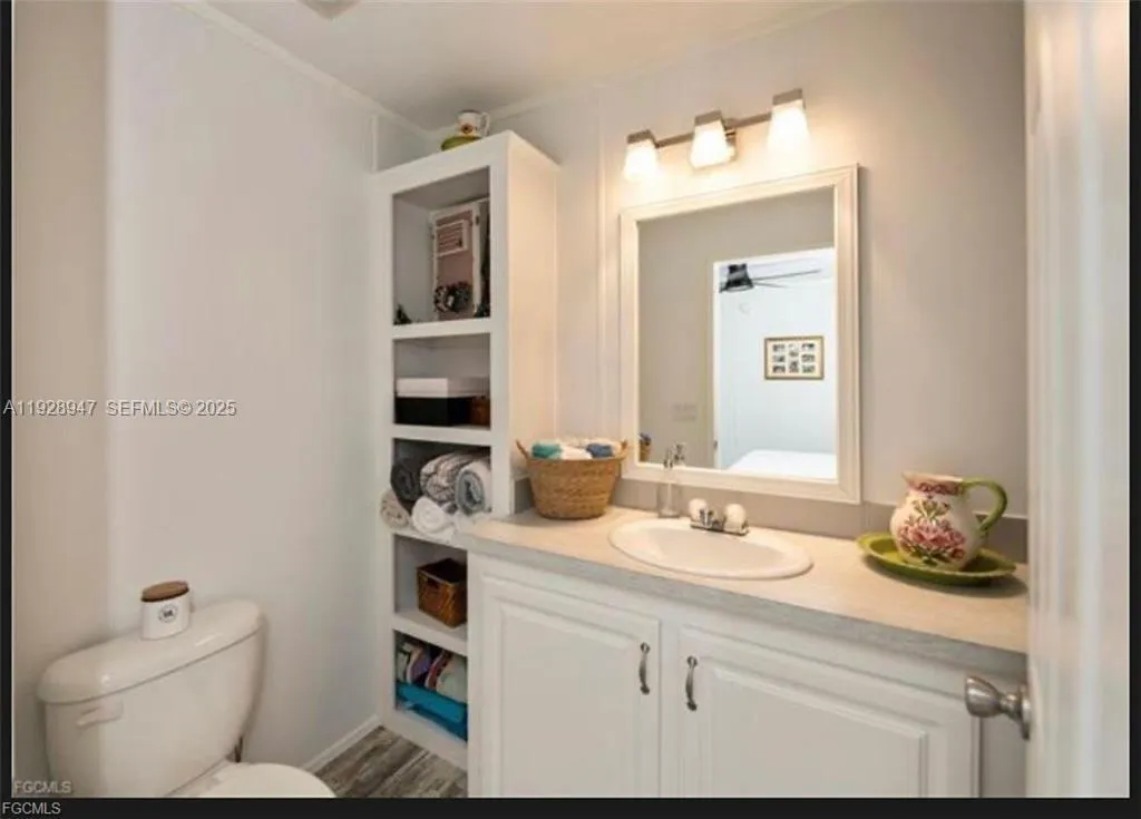 2638 ORTONA LOCKS RD, Moore Haven FL 33471