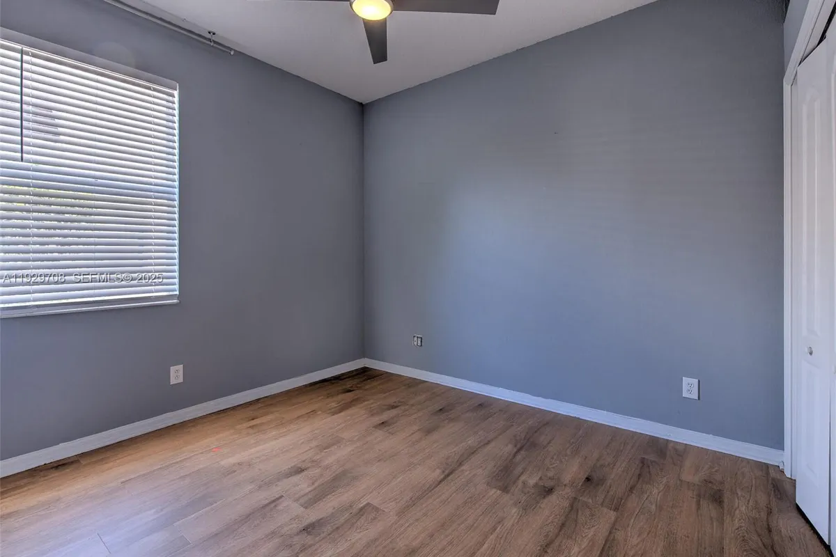 10907 AUSTRALIAN PINE DR, Riverview FL 33579