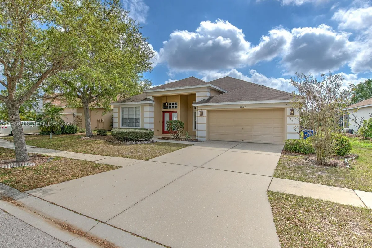 10907 AUSTRALIAN PINE DR, Riverview FL 33579