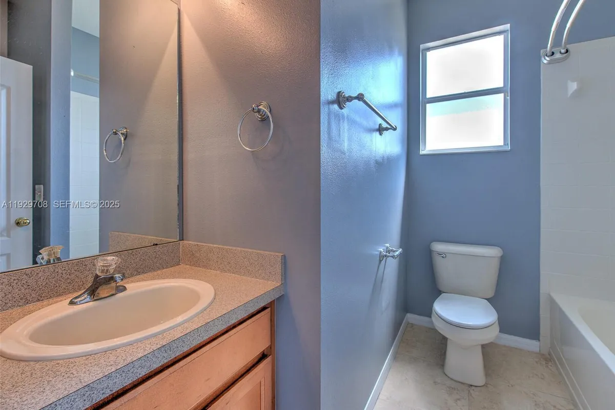 10907 AUSTRALIAN PINE DR, Riverview FL 33579