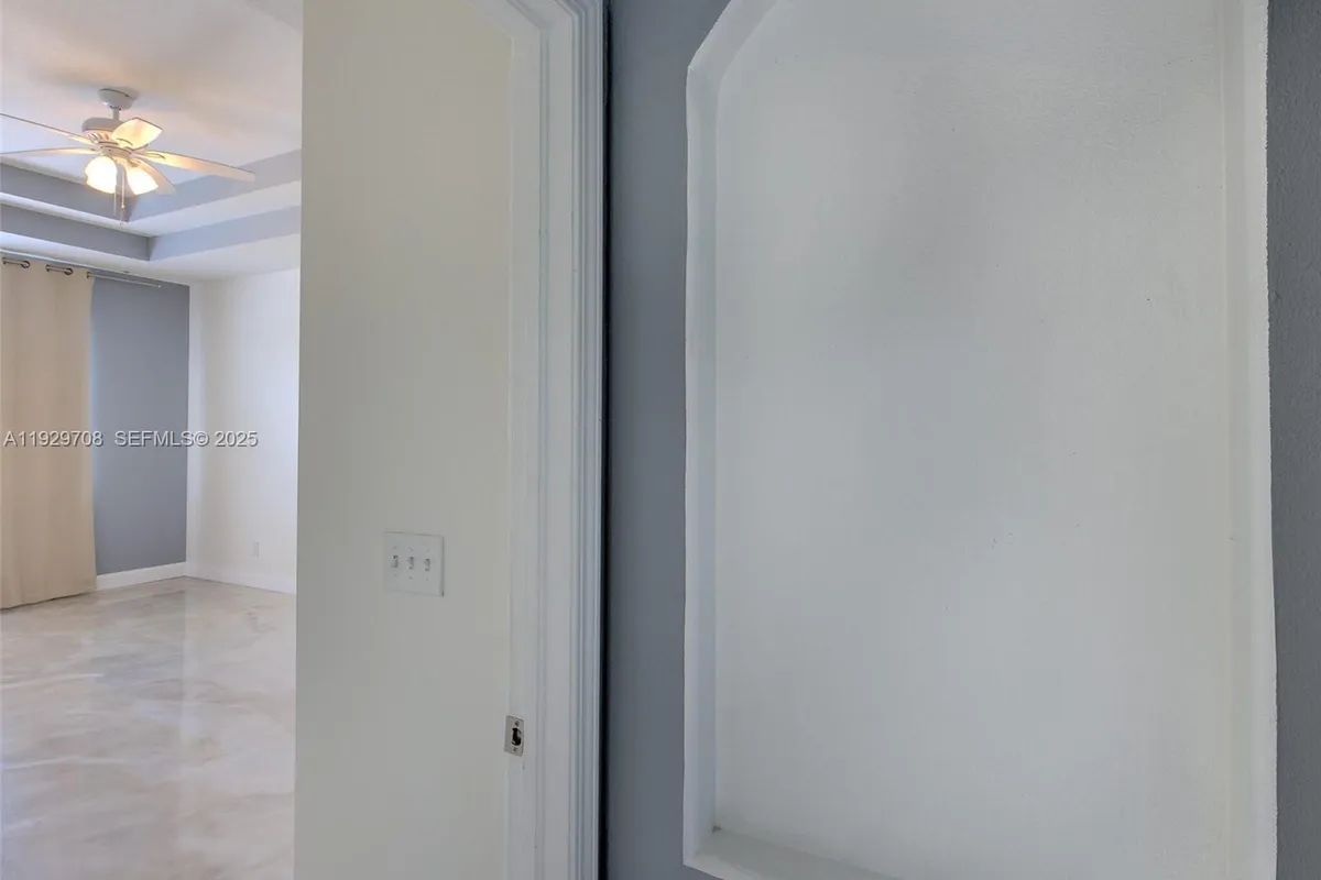 10907 AUSTRALIAN PINE DR, Riverview FL 33579