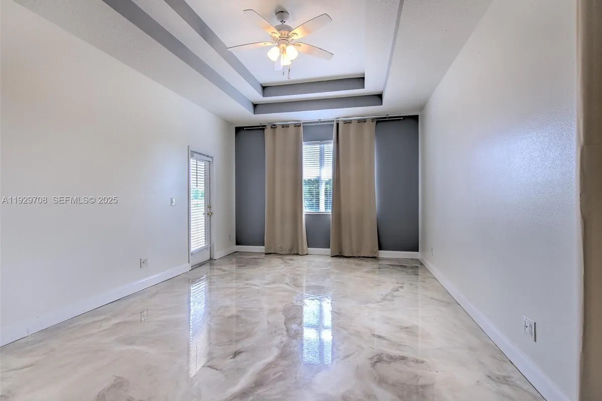 10907 AUSTRALIAN PINE DR, Riverview FL 33579