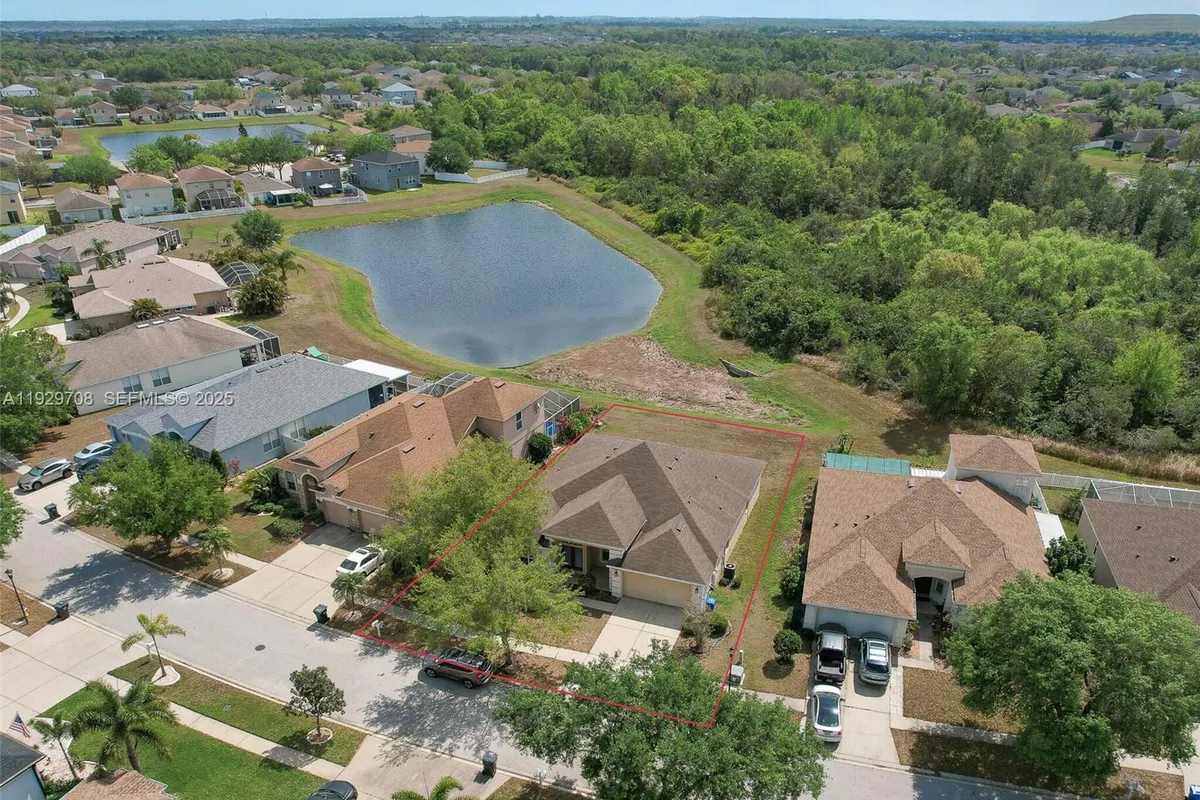 10907 AUSTRALIAN PINE DR, Riverview FL 33579