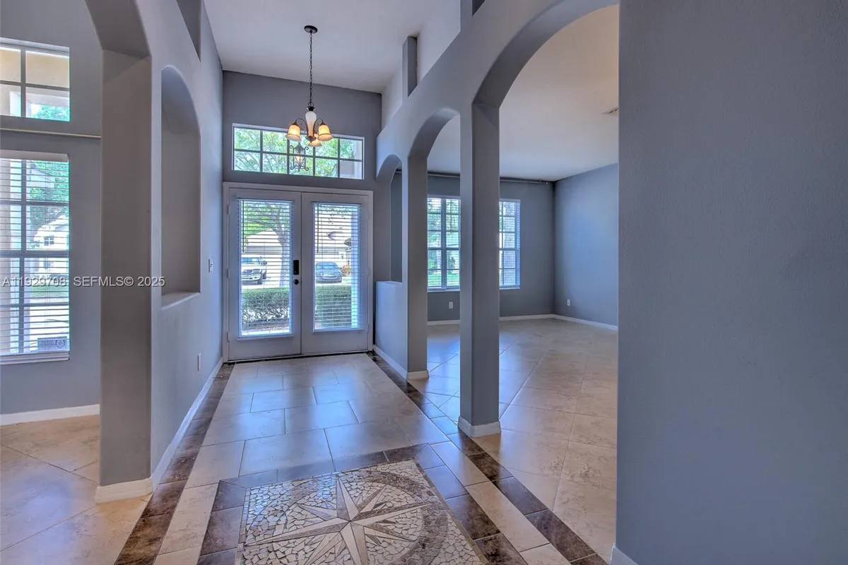 10907 AUSTRALIAN PINE DR, Riverview FL 33579