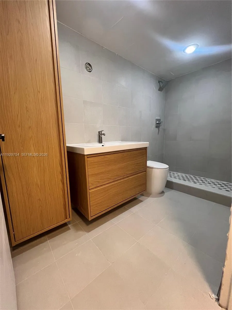 4710 NW 102nd Ave # 22, Doral FL 33178