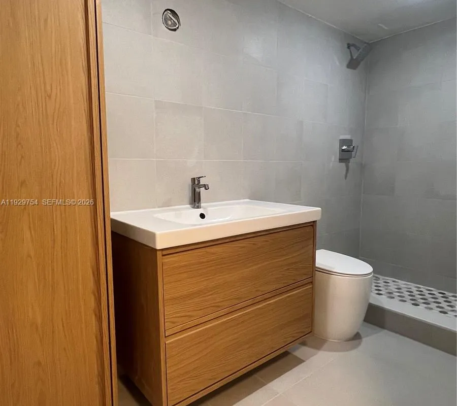 4710 NW 102nd Ave # 22, Doral FL 33178