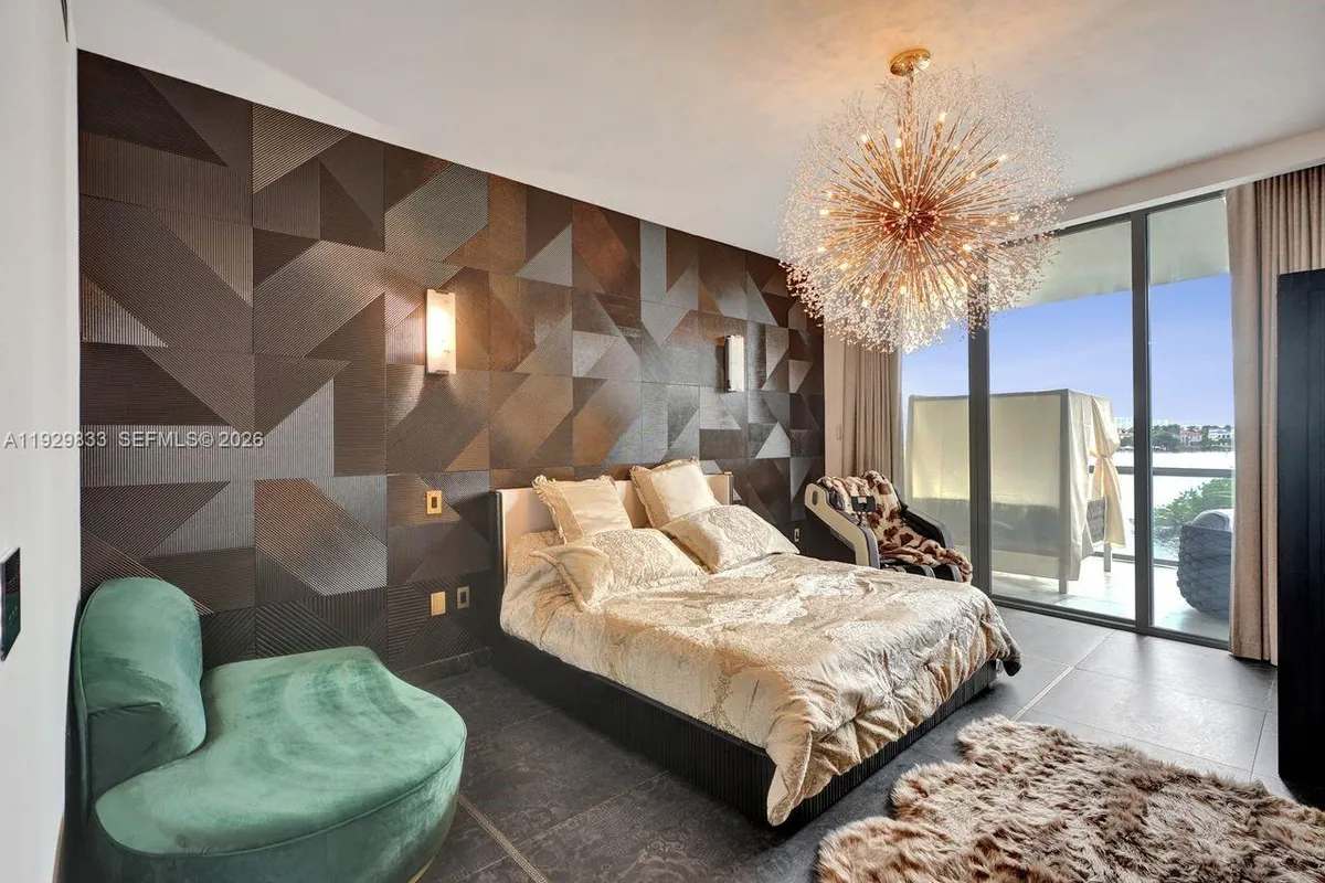 3300 NE 188th St # 210, Aventura FL 33180