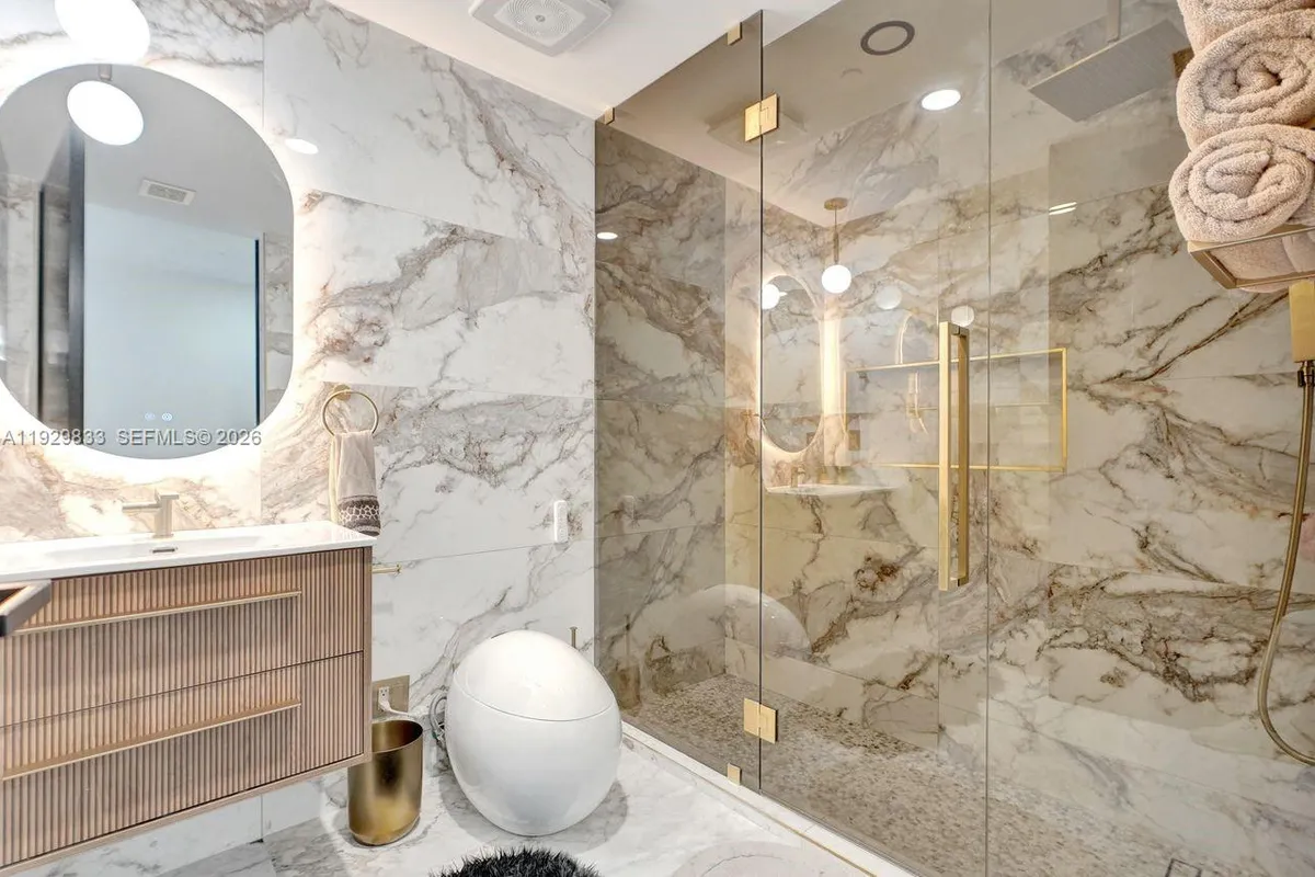 3300 NE 188th St # 210, Aventura FL 33180