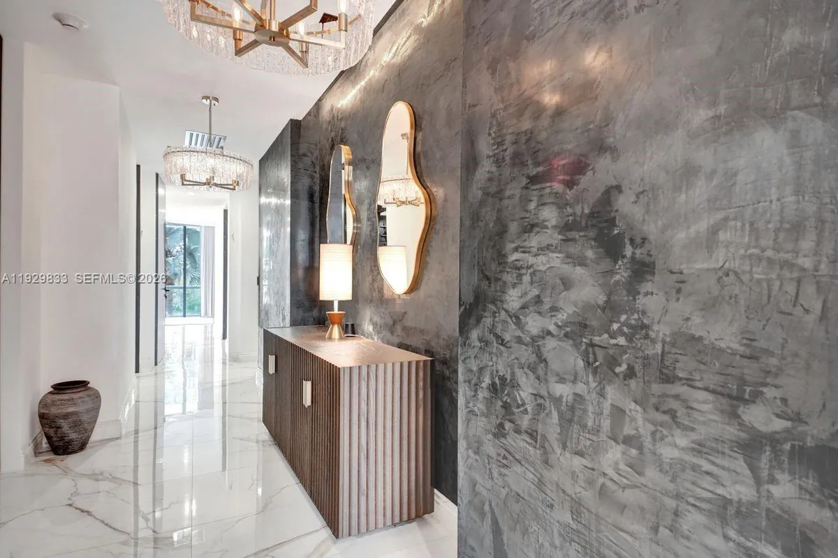 3300 NE 188th St # 210, Aventura FL 33180