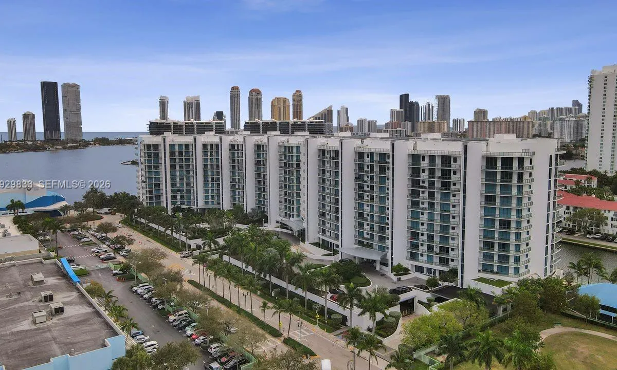 3300 NE 188th St # 210, Aventura FL 33180