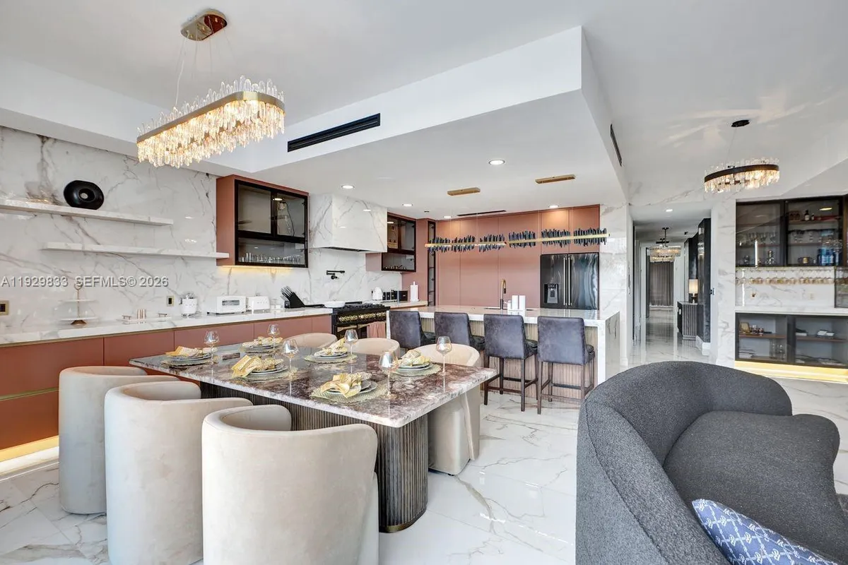 3300 NE 188th St # 210, Aventura FL 33180