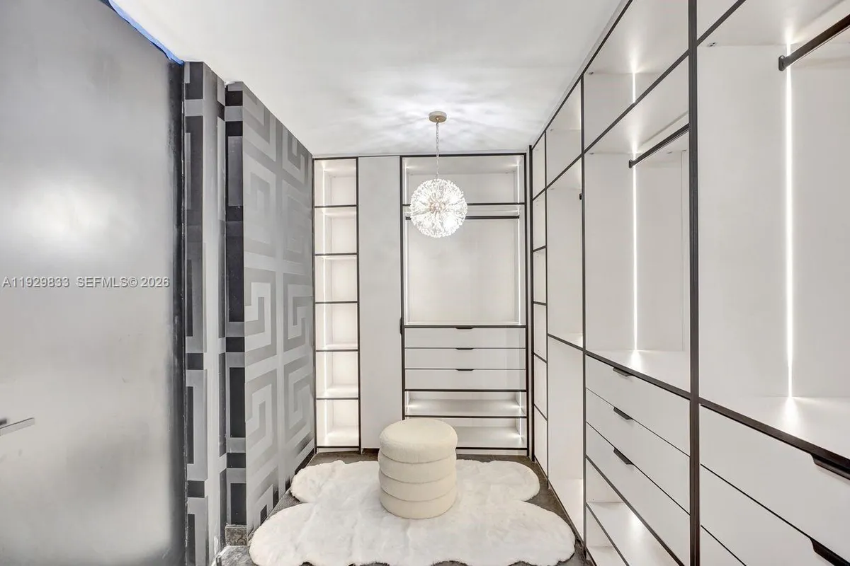 3300 NE 188th St # 210, Aventura FL 33180