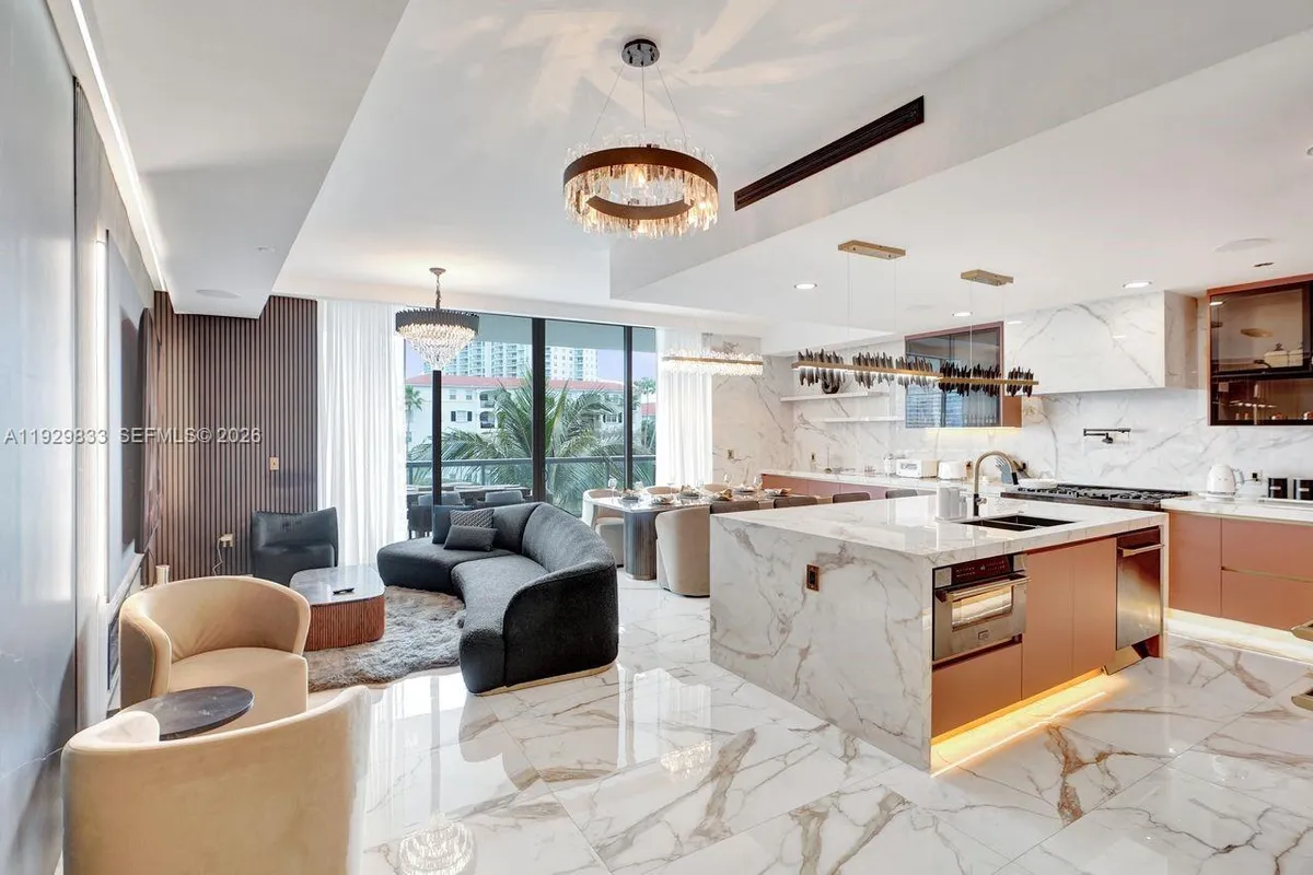 3300 NE 188th St # 210, Aventura FL 33180