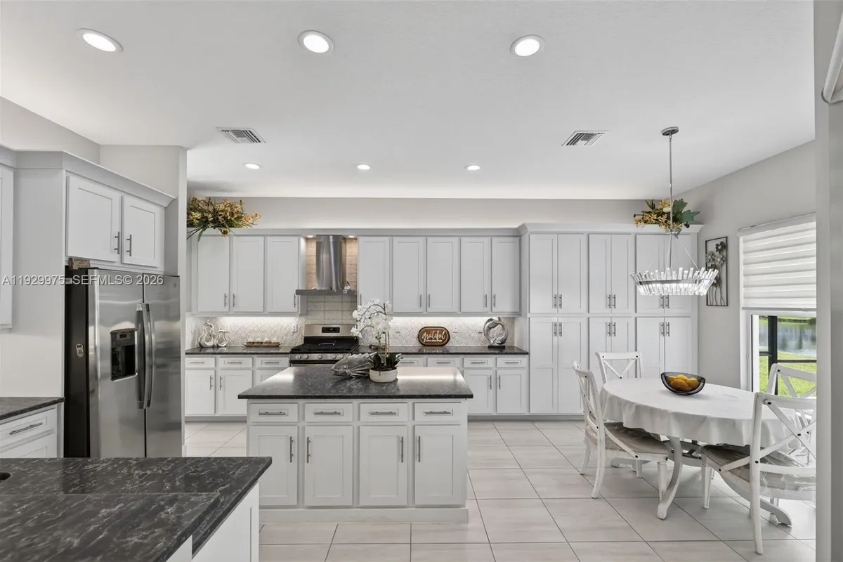 11051 SW Ivory Springs Ln, Port St. Lucie FL 34987