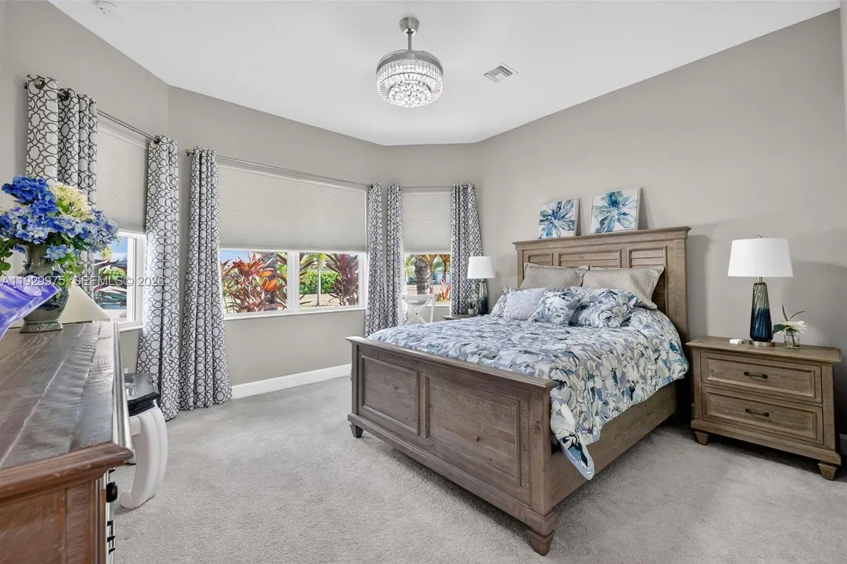 11051 SW Ivory Springs Ln, Port St. Lucie FL 34987