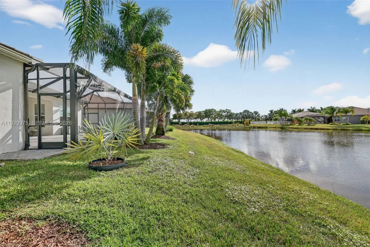 11051 SW Ivory Springs Ln, Port St. Lucie FL 34987