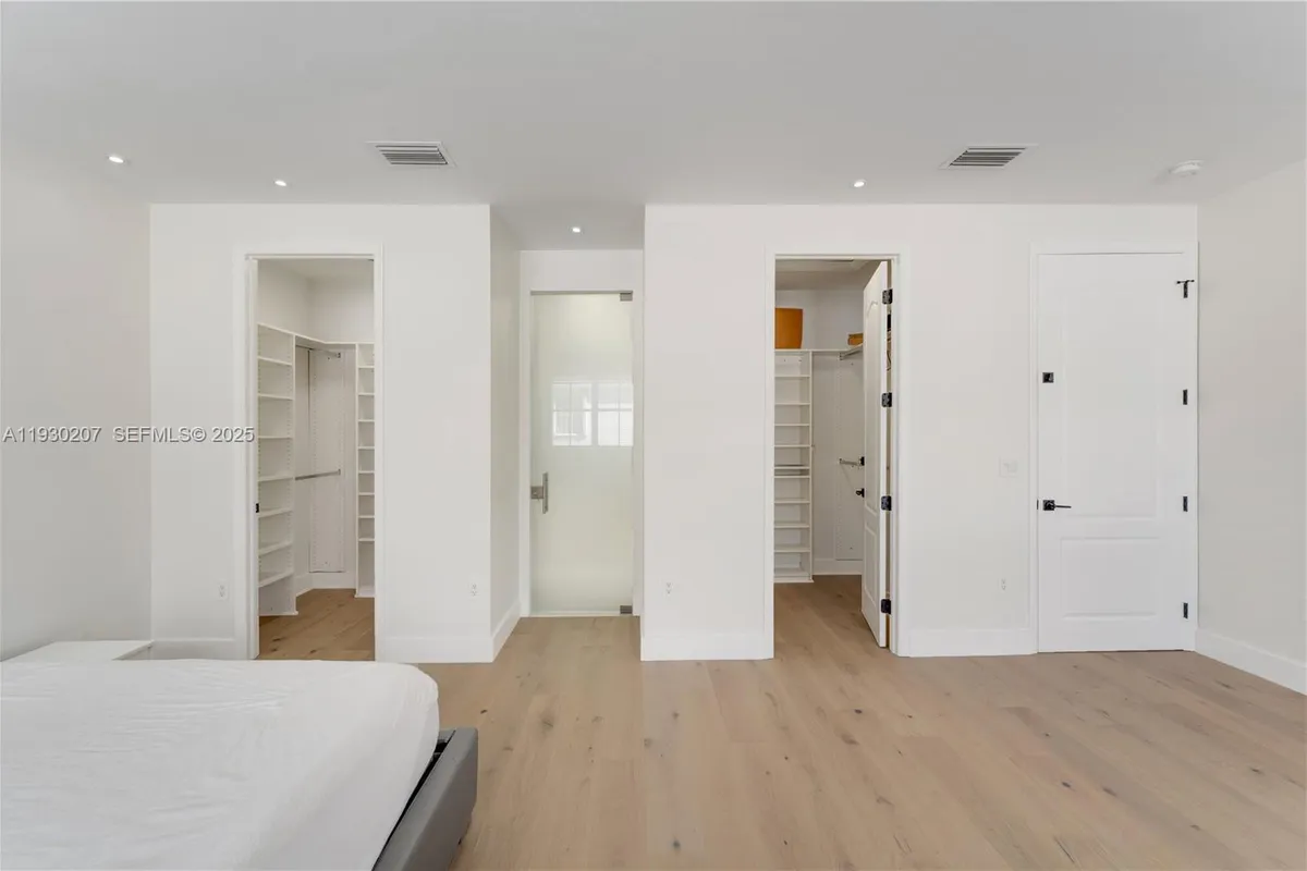 21156 NE 33rd Ave, Aventura FL 33180