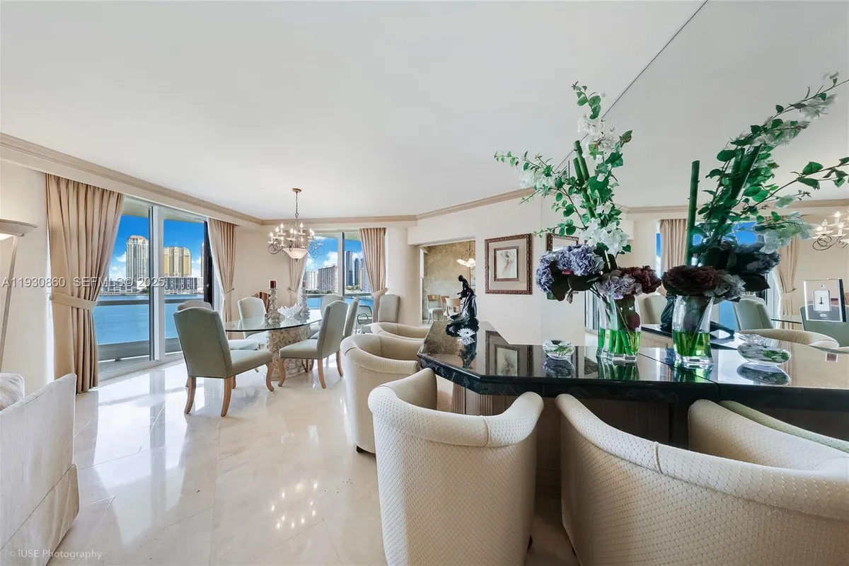 2600 Island Blvd # 703, Aventura FL 33160