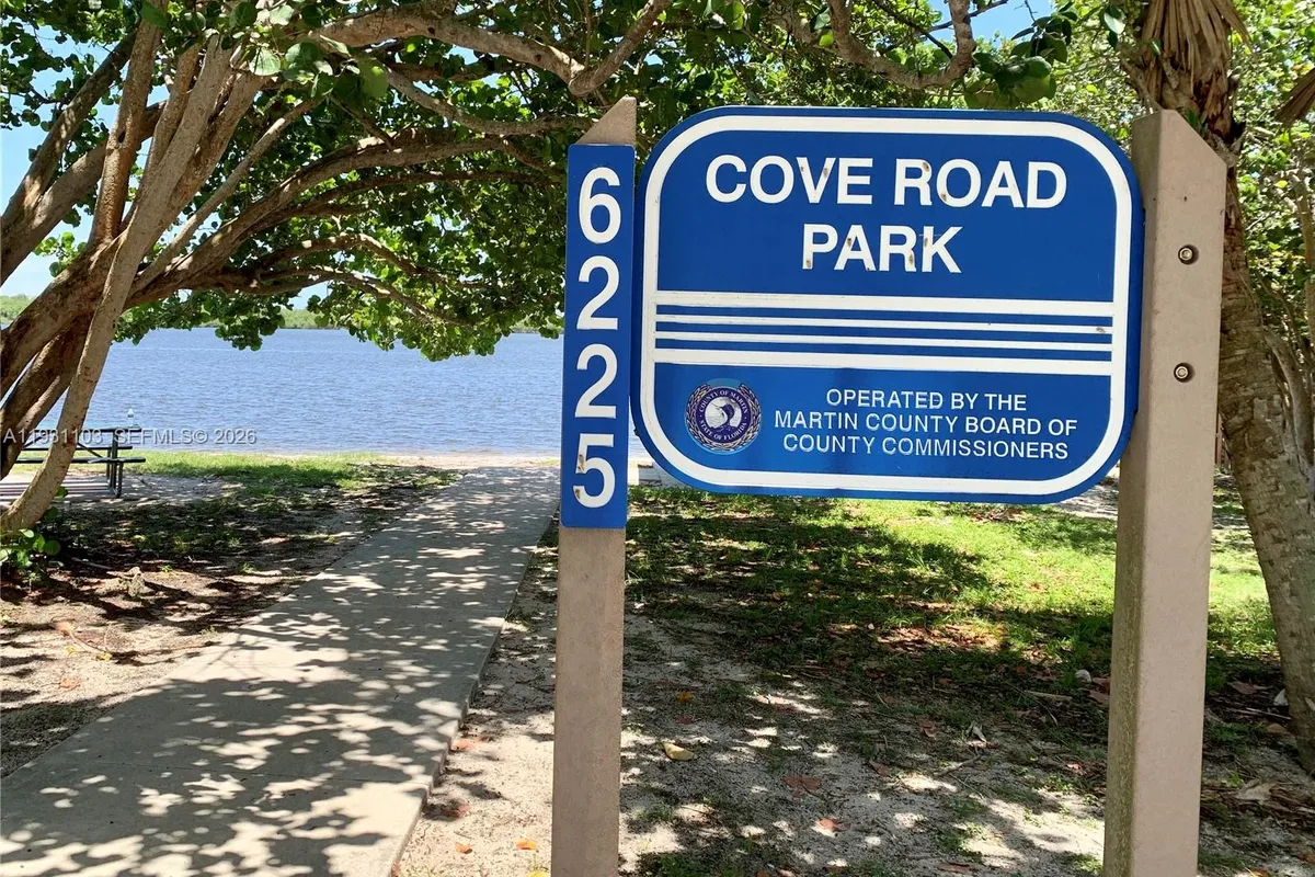 6101 SE Landing Way # 5, Stuart FL 34997