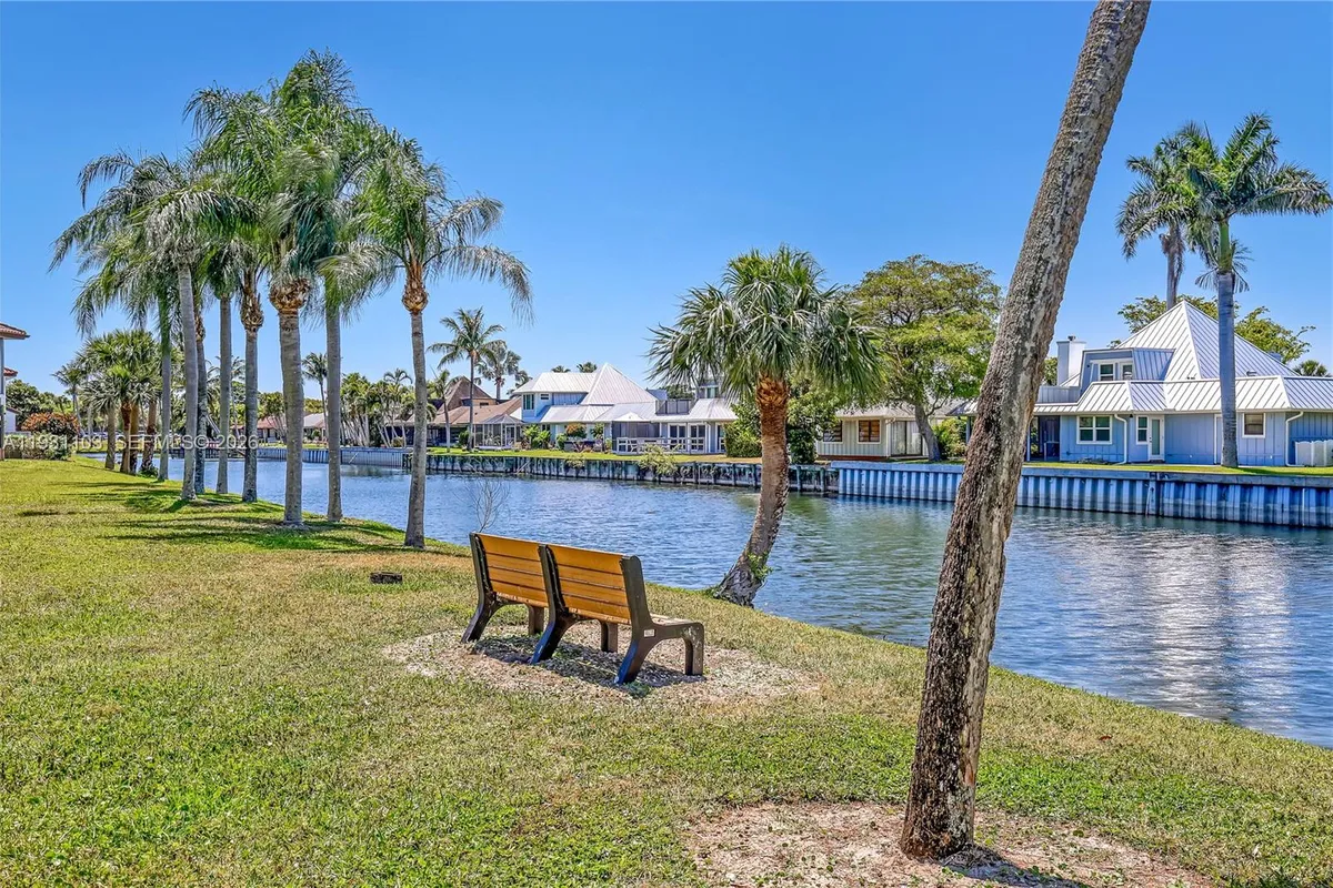 6101 SE Landing Way # 5, Stuart FL 34997