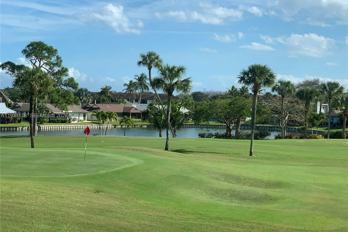 5463 SE Miles Grant Rd # 210, Stuart FL 34997