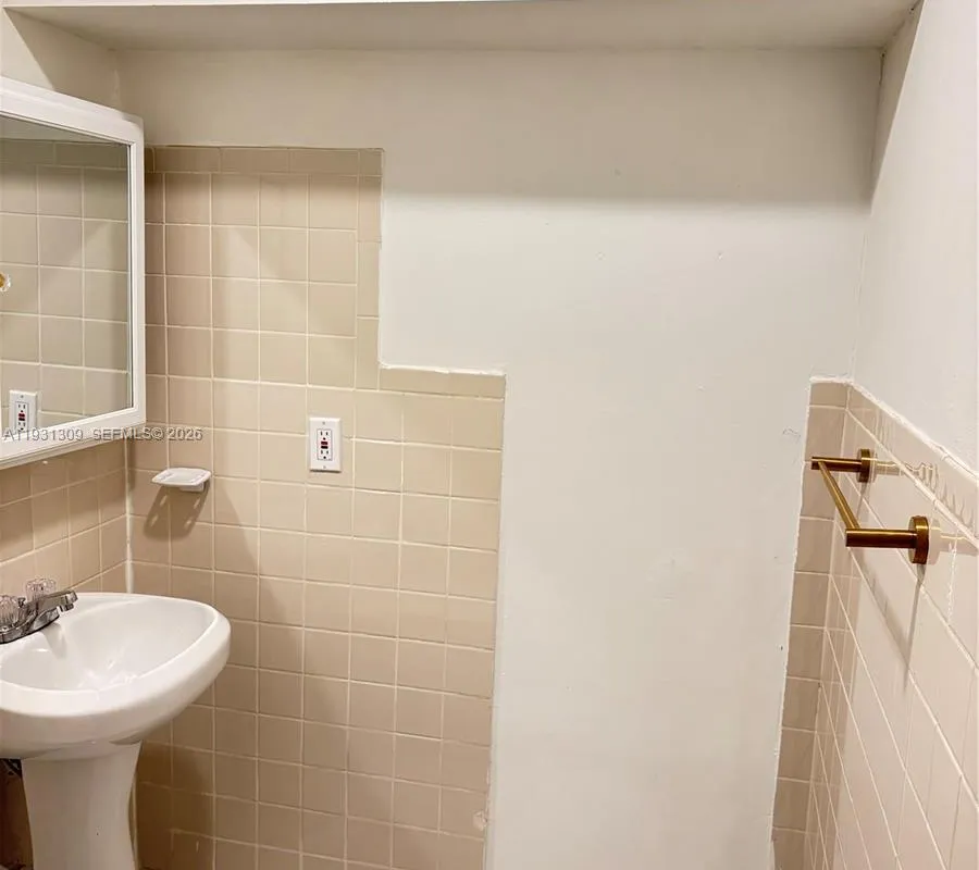 12021 SW 191st St # 2, Miami FL 33177