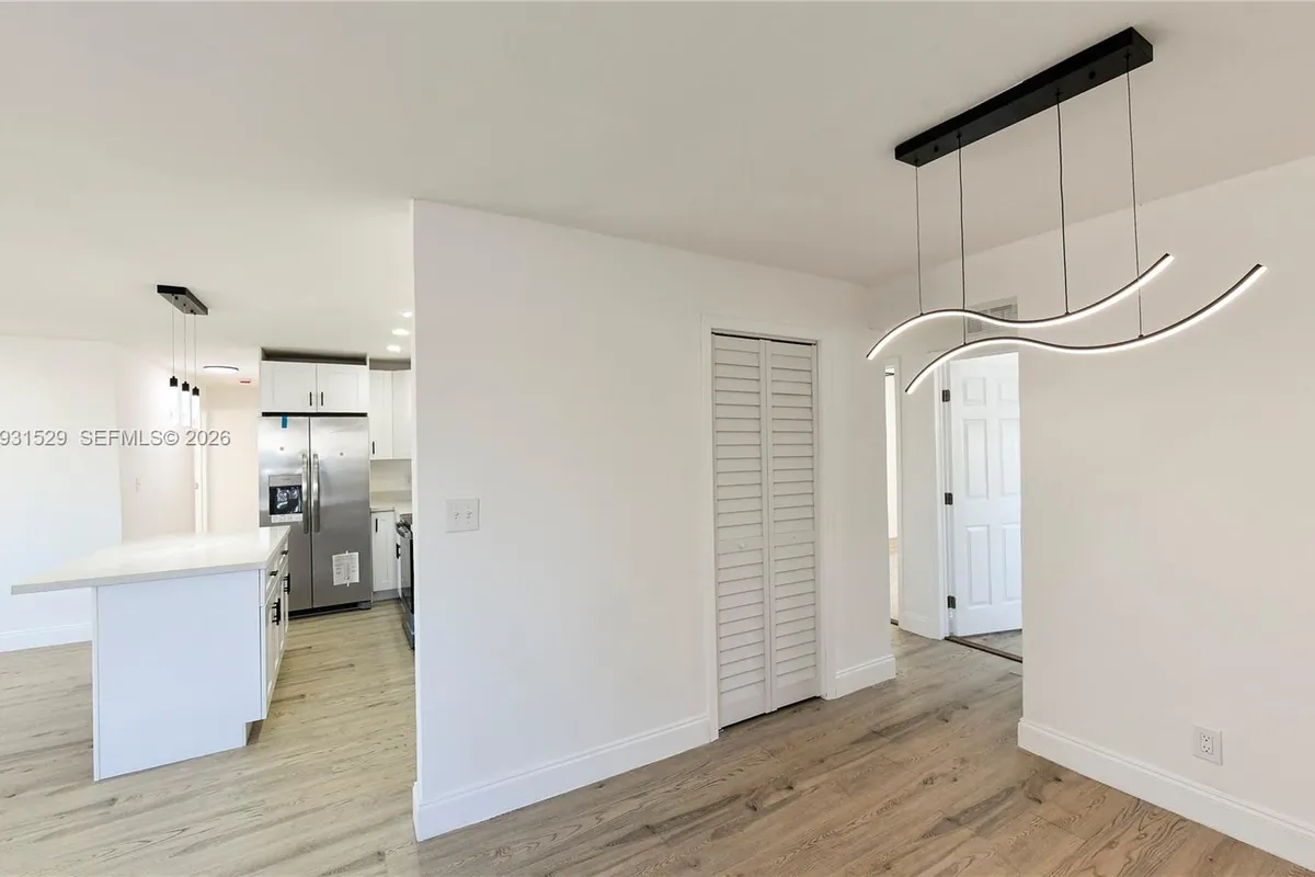 2572 NW 20th St, Fort Lauderdale FL 33311