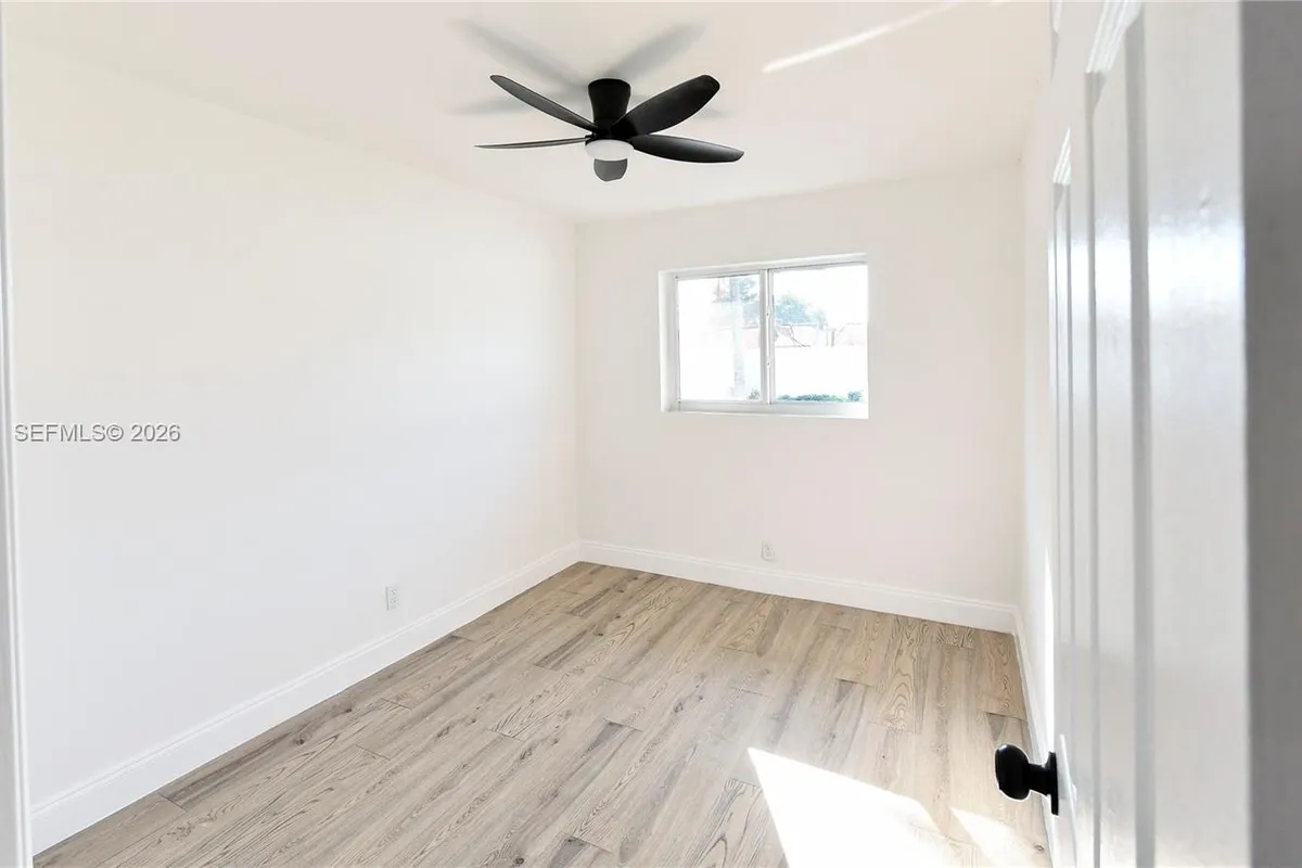 2572 NW 20th St, Fort Lauderdale FL 33311