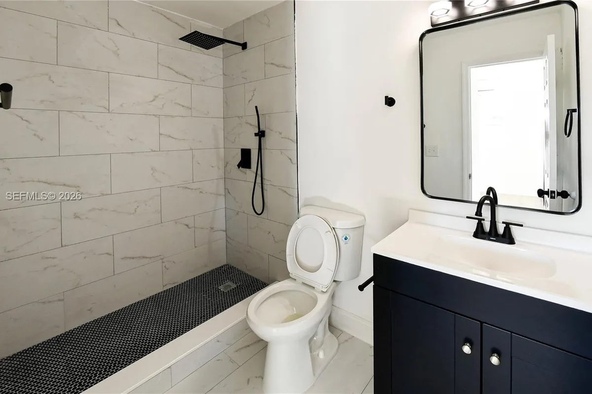 2572 NW 20th St, Fort Lauderdale FL 33311