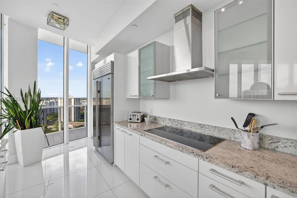 4100 Island Blvd # 2303, Aventura FL 33160