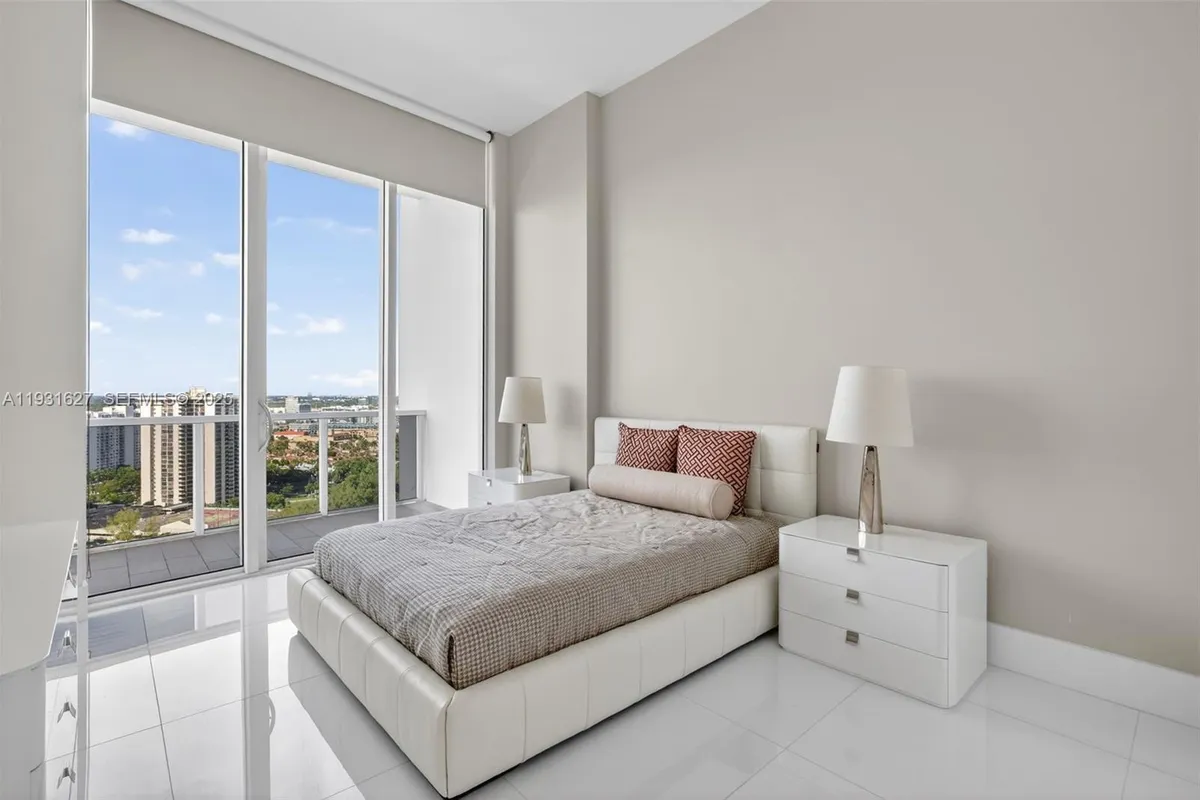 4100 Island Blvd # 2303, Aventura FL 33160