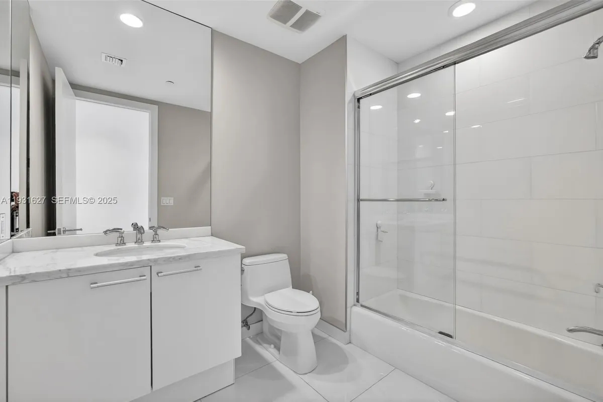 4100 Island Blvd # 2303, Aventura FL 33160