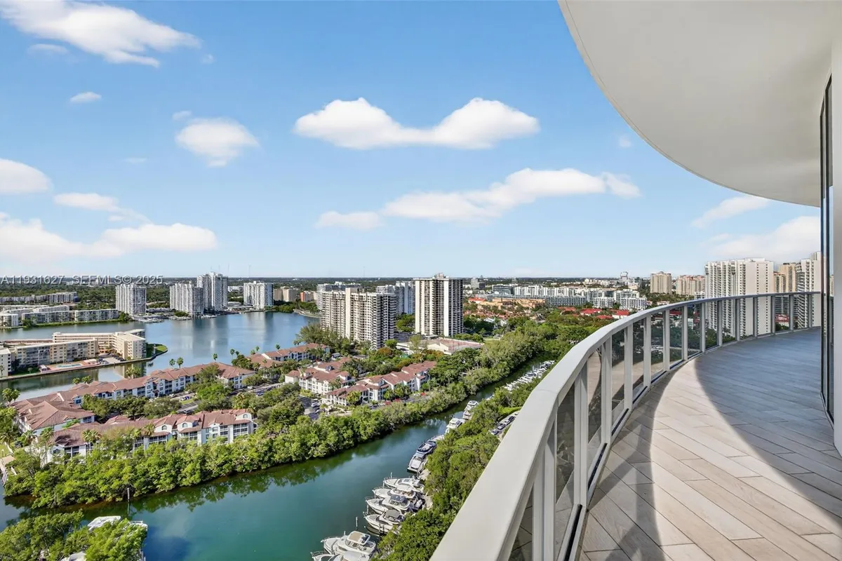 4100 Island Blvd # 2303, Aventura FL 33160