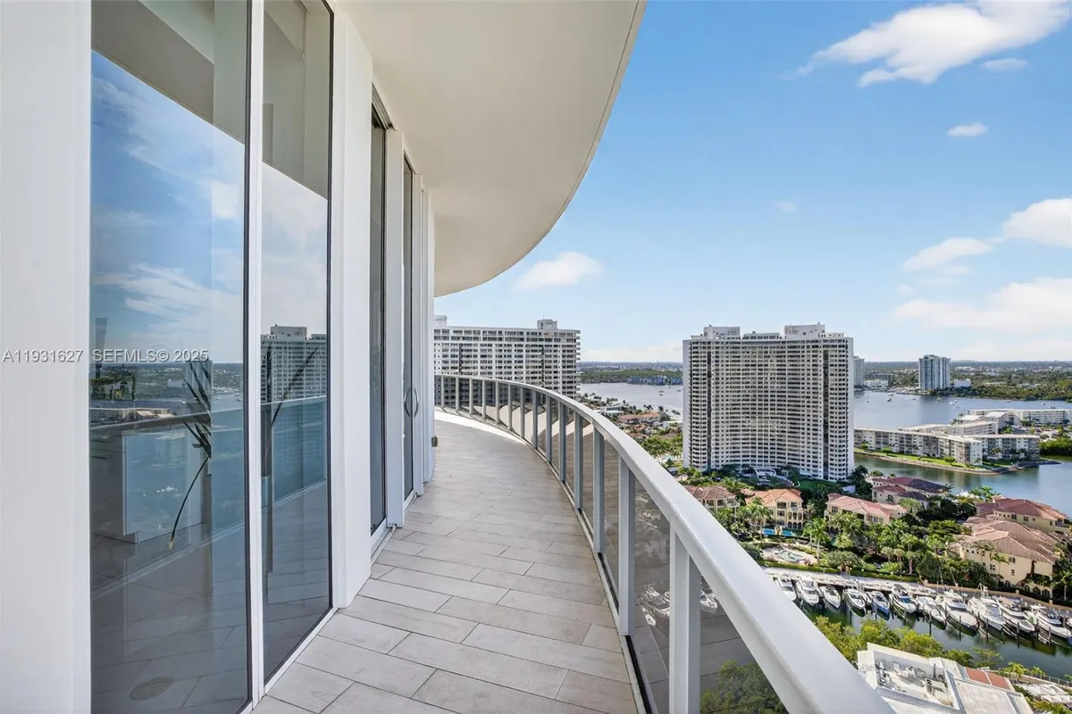 4100 Island Blvd # 2303, Aventura FL 33160
