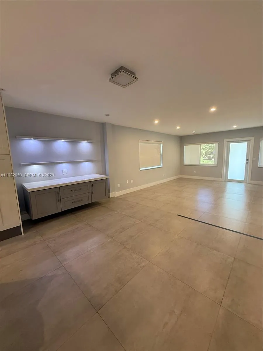 1975 Sans Souci Blvd # 0, North Miami FL 33181