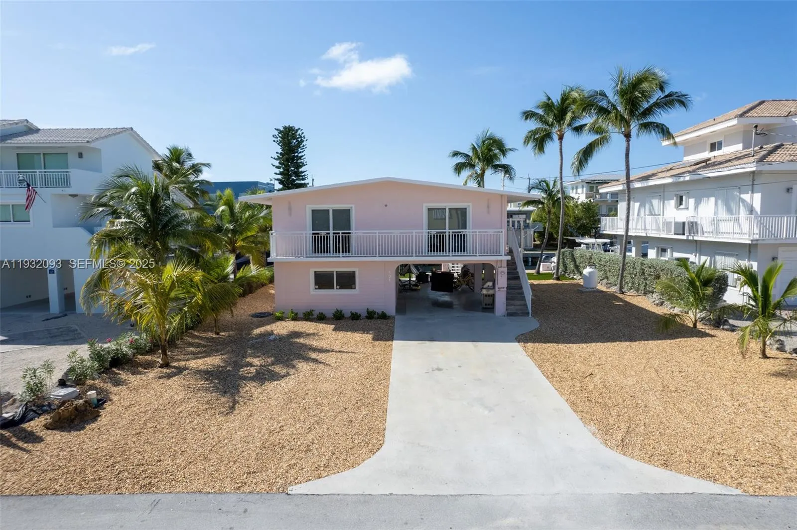 121 Lisbon Ct, Islamorada FL 33036