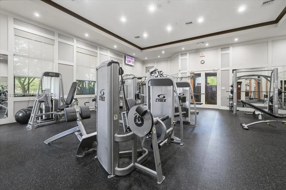 4126 Cascada Cir, Cooper City FL 33024