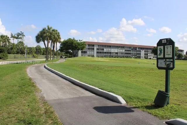 200 SW 132nd Way # 104L, Pembroke Pines FL 33027