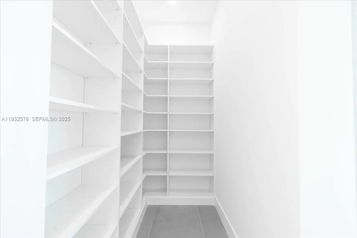 126 SE Sunrise Dr, Marathon FL 33050