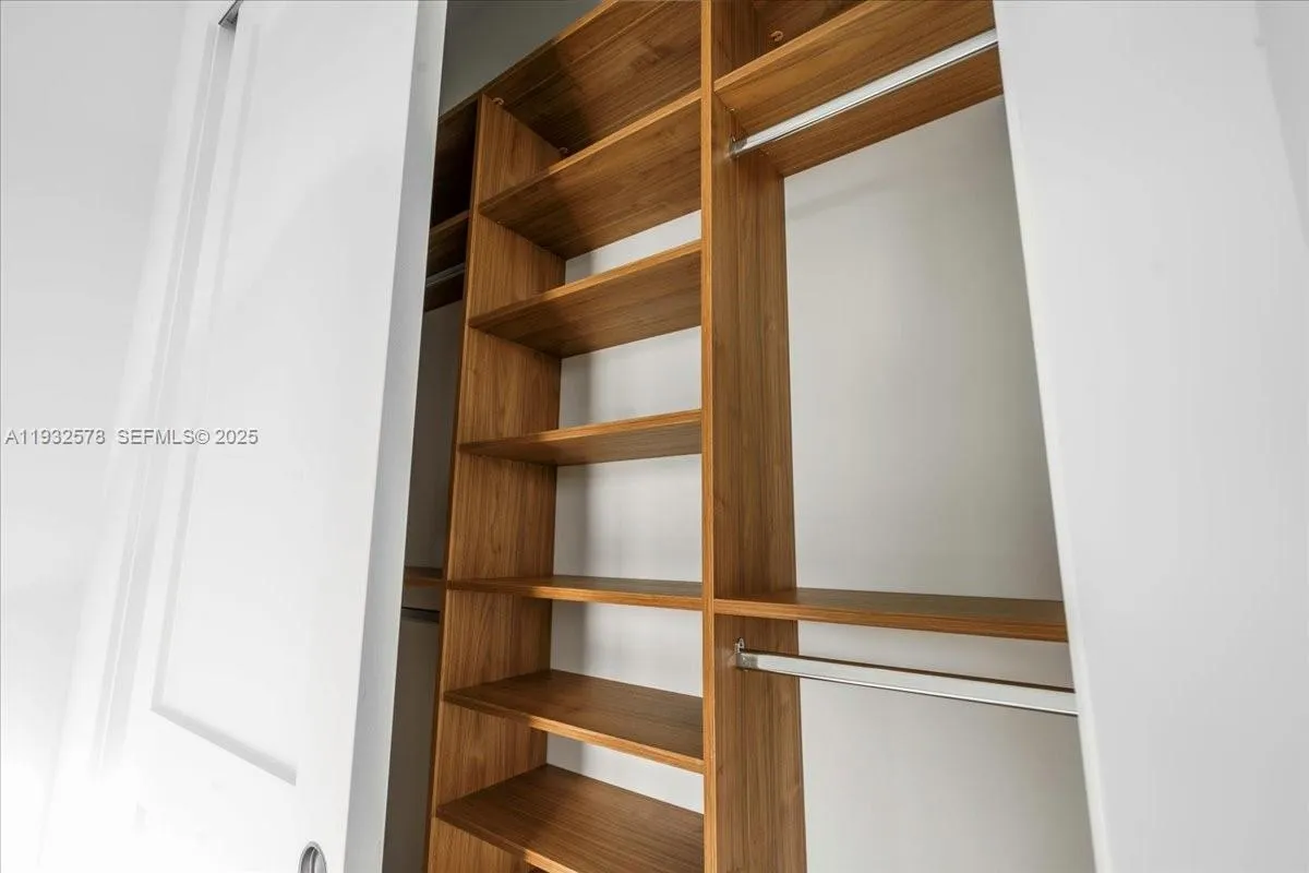 126 SE Sunrise Dr, Marathon FL 33050