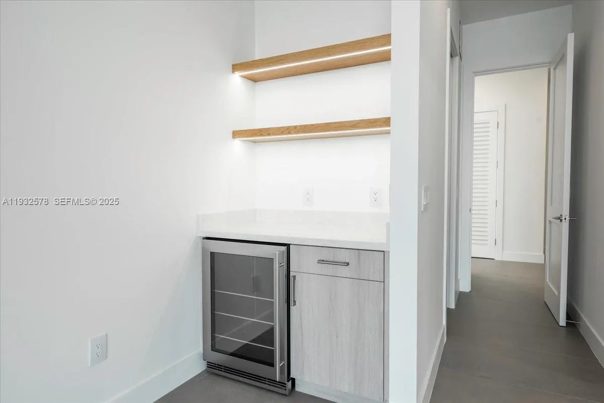 126 SE Sunrise Dr, Marathon FL 33050