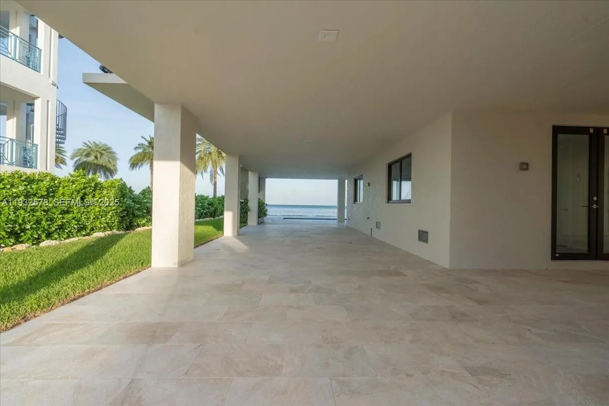 126 SE Sunrise Dr, Marathon FL 33050