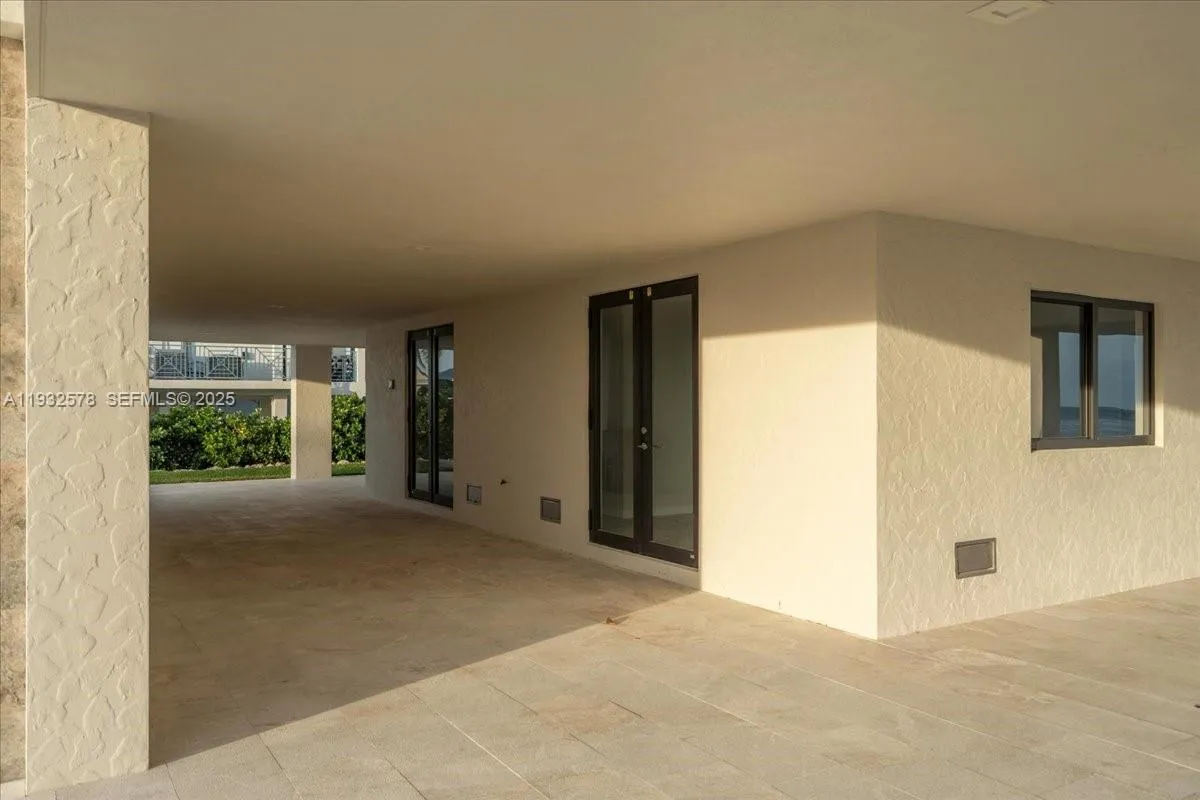 126 SE Sunrise Dr, Marathon FL 33050