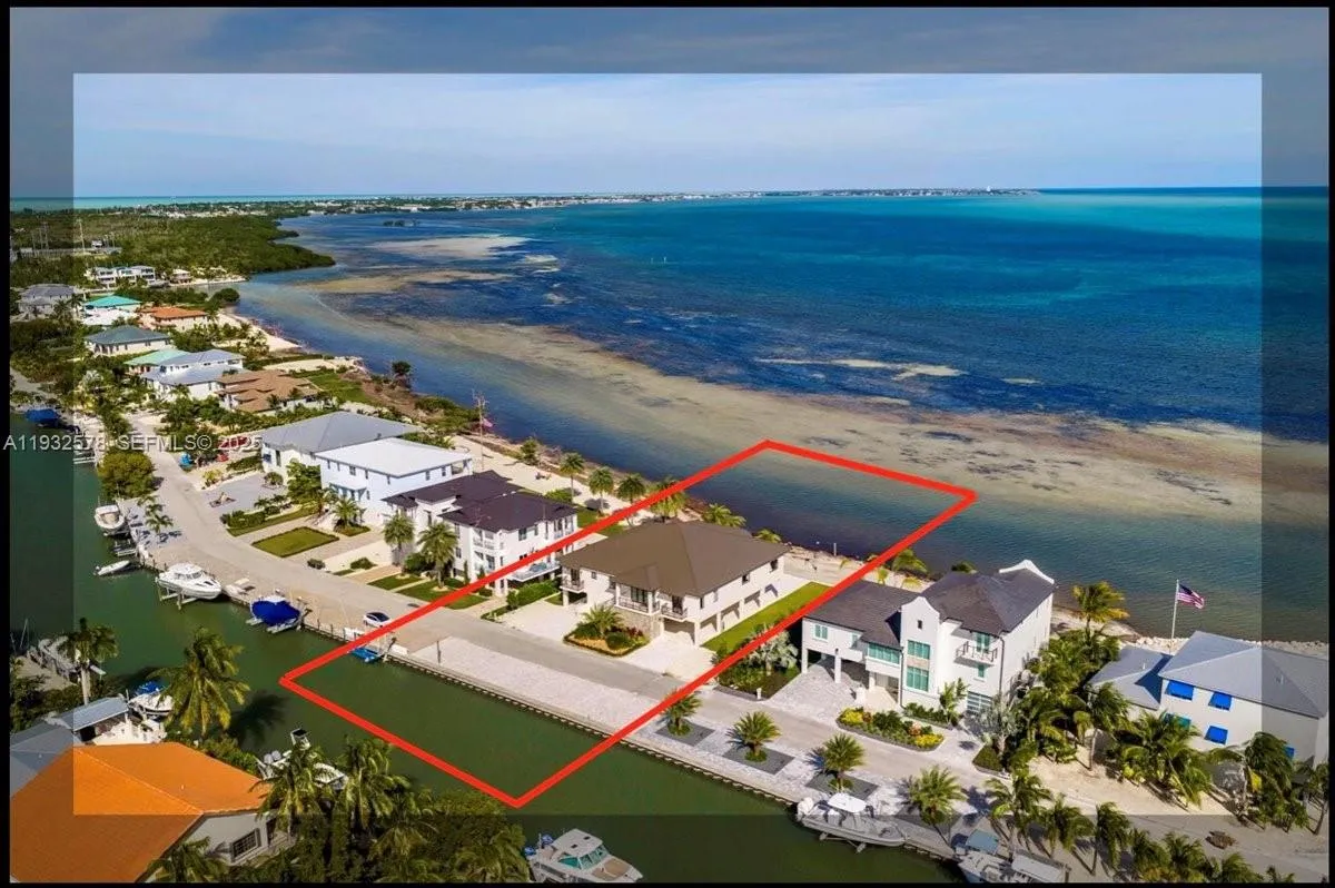 126 SE Sunrise Dr, Marathon FL 33050