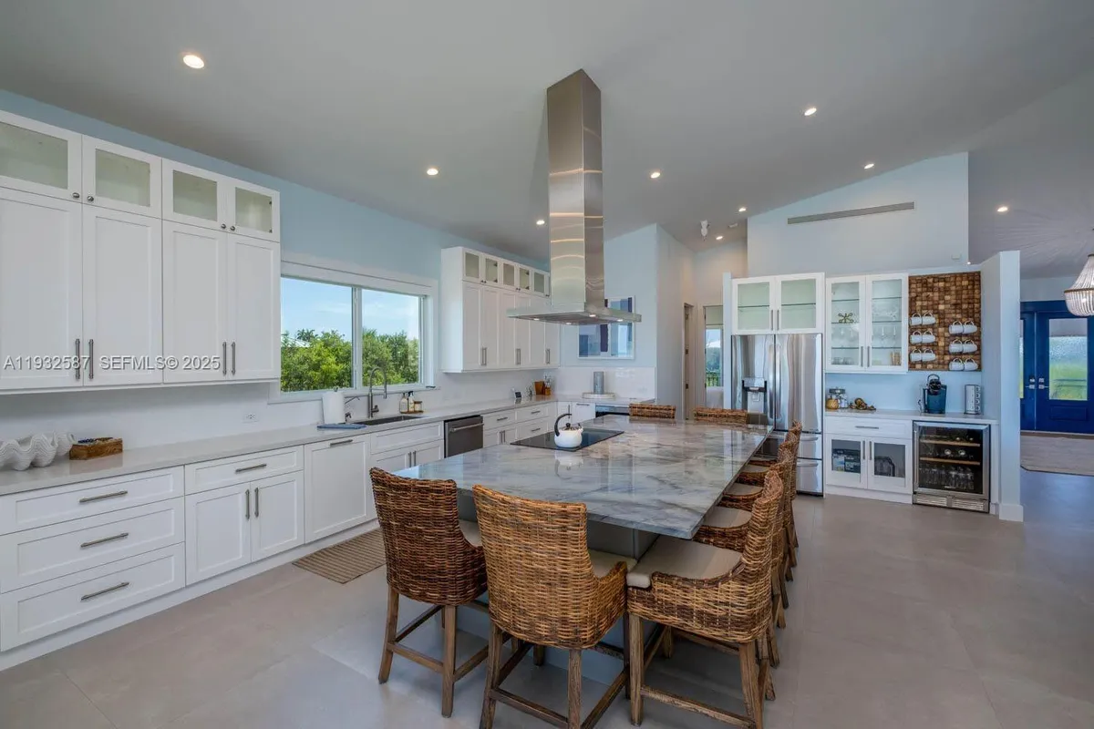 108 Sunrise Dr, Marathon FL 33050