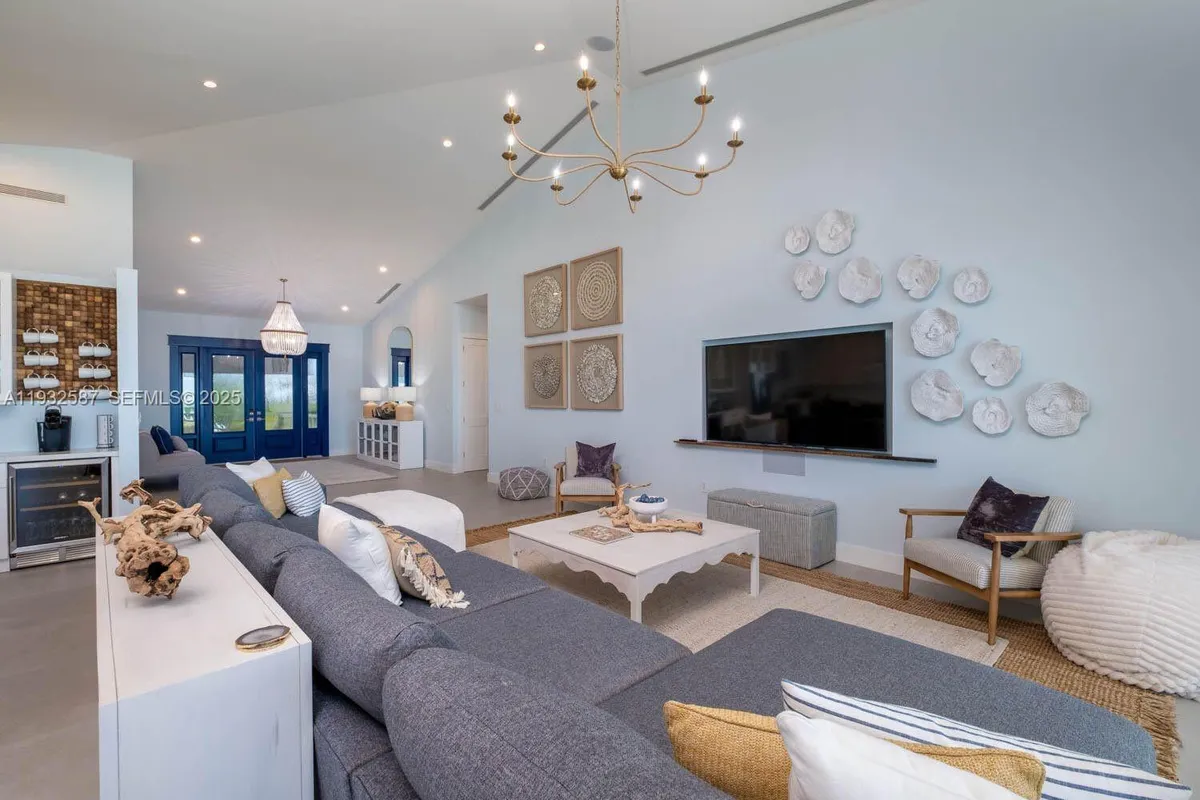 108 Sunrise Dr, Marathon FL 33050