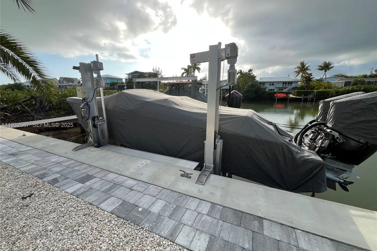 108 Sunrise Dr, Marathon FL 33050