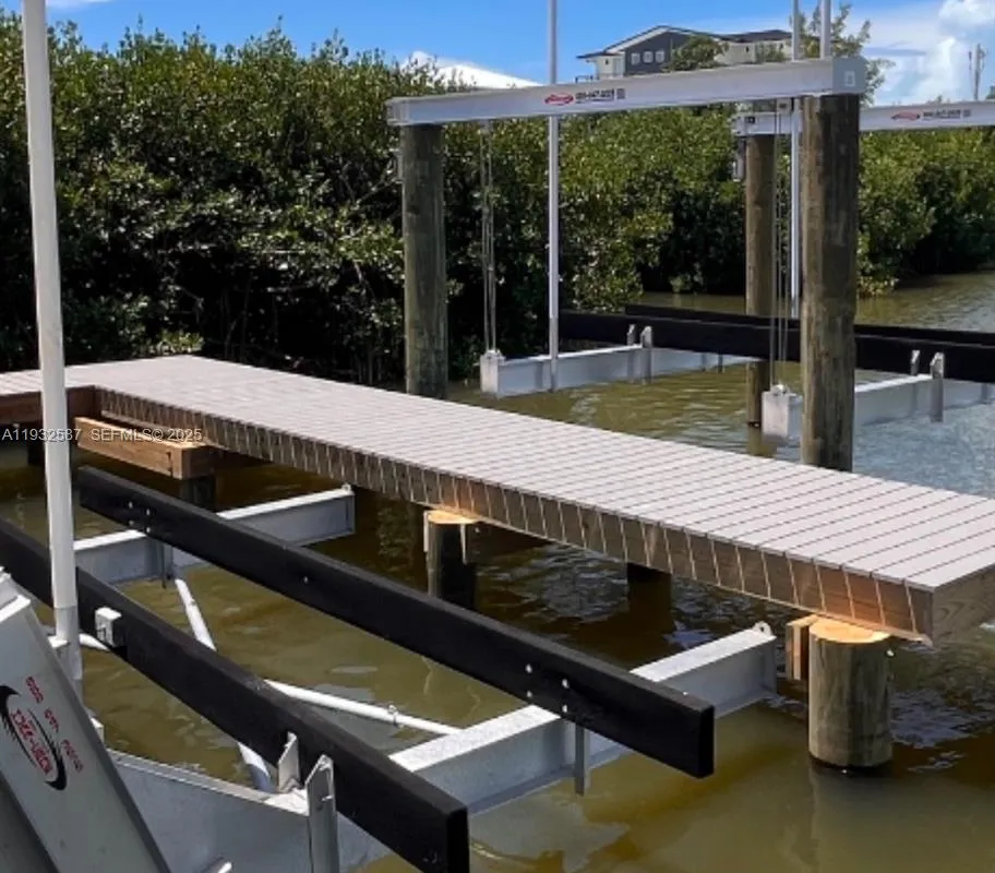 108 Sunrise Dr, Marathon FL 33050