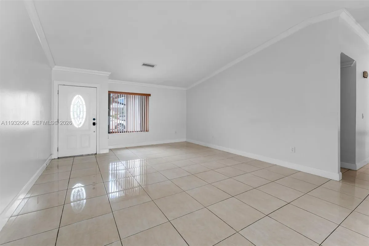 10290 SW 145th Pl, Miami FL 33186