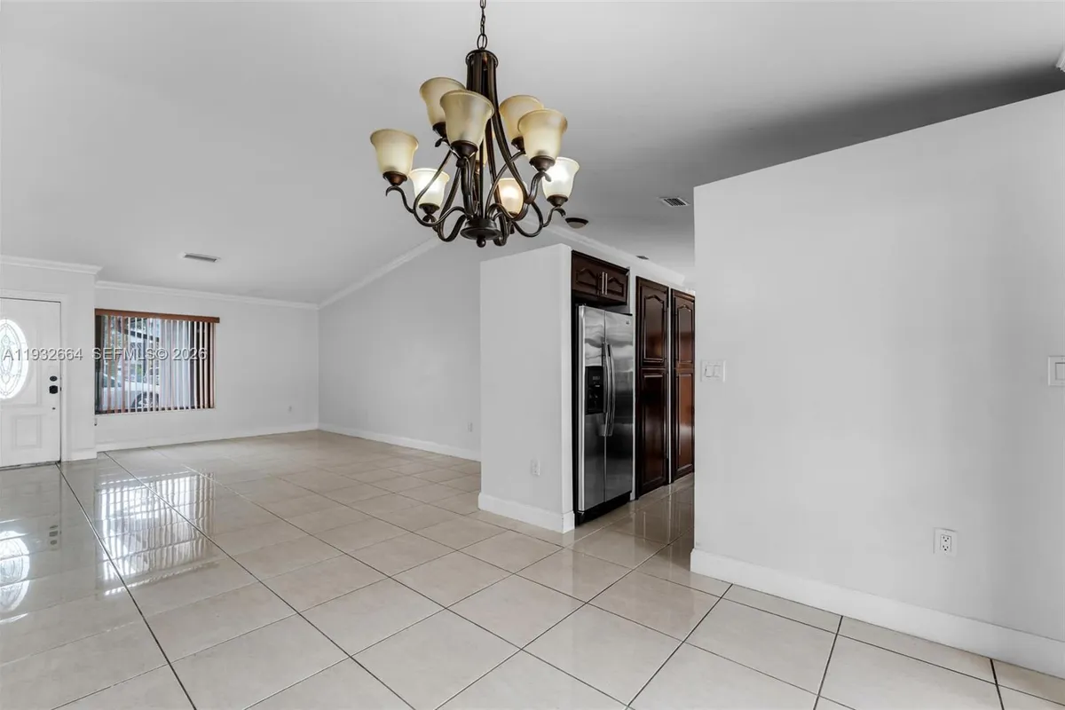 10290 SW 145th Pl, Miami FL 33186